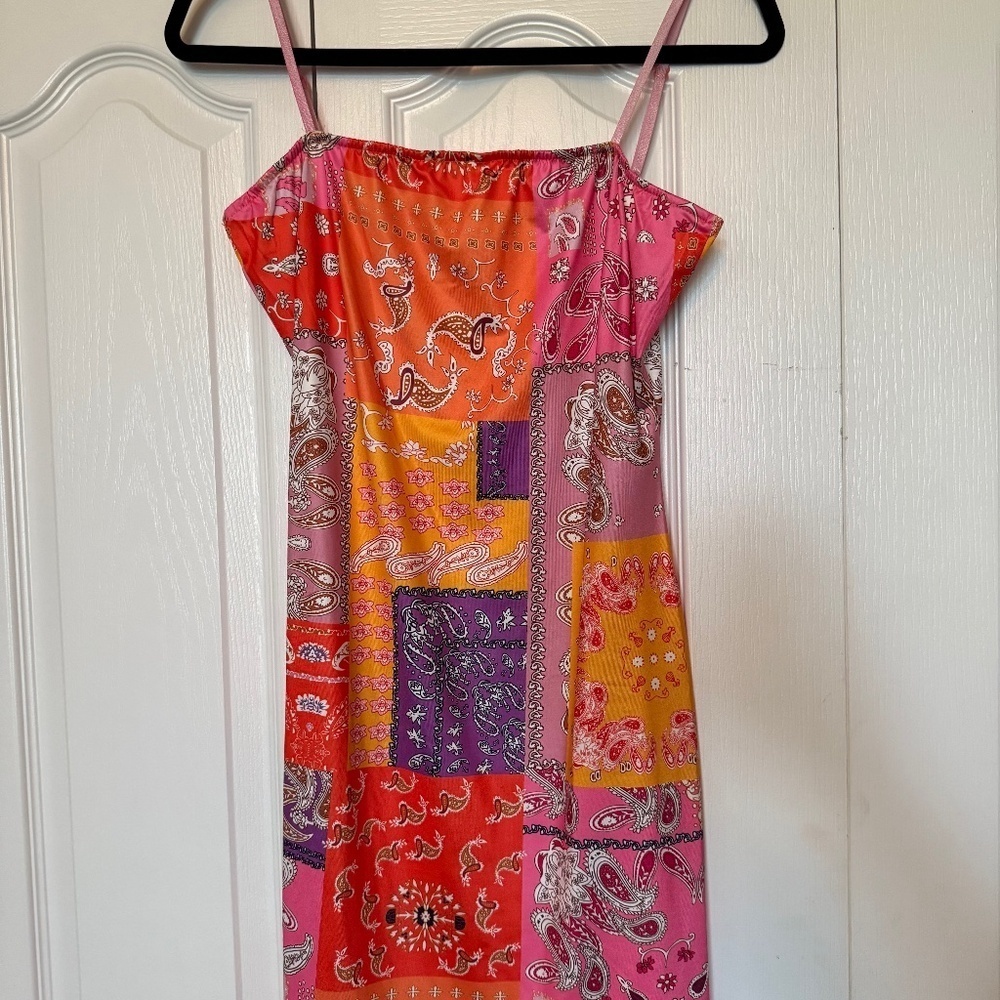 Y2K Bandana Patchwork Mini Dress β Size Large β Trendy & Bold! ππ₯ - Picture 4 of 6